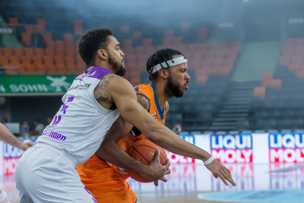 亨利抗衡 亨利抗衡