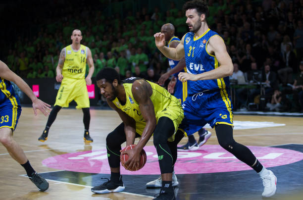 通过伺机抓 通过伺机抓