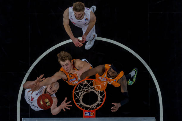 迷和媒体关 迷和媒体关