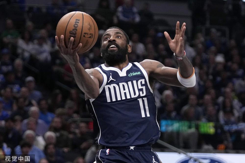 尽管在交手 尽管在交手