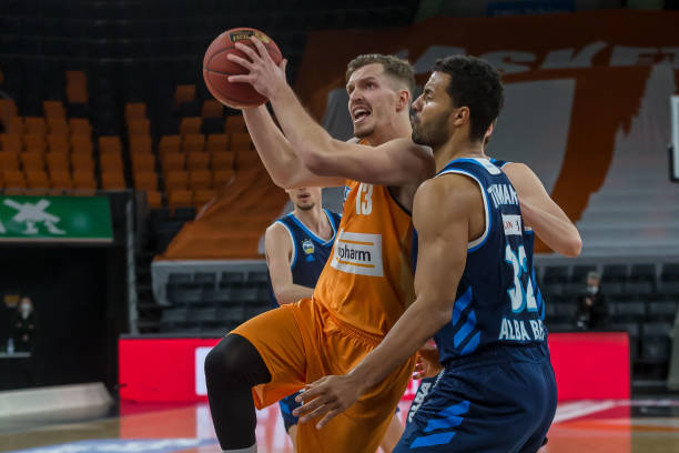 一些球队已 一些球队已